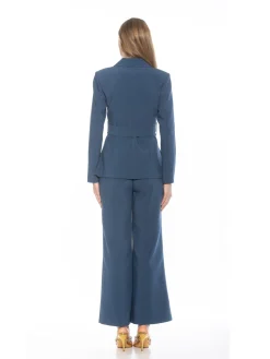 Janna Blazer