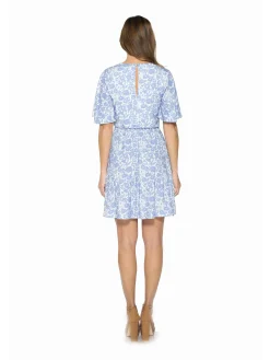 Oakless Dress